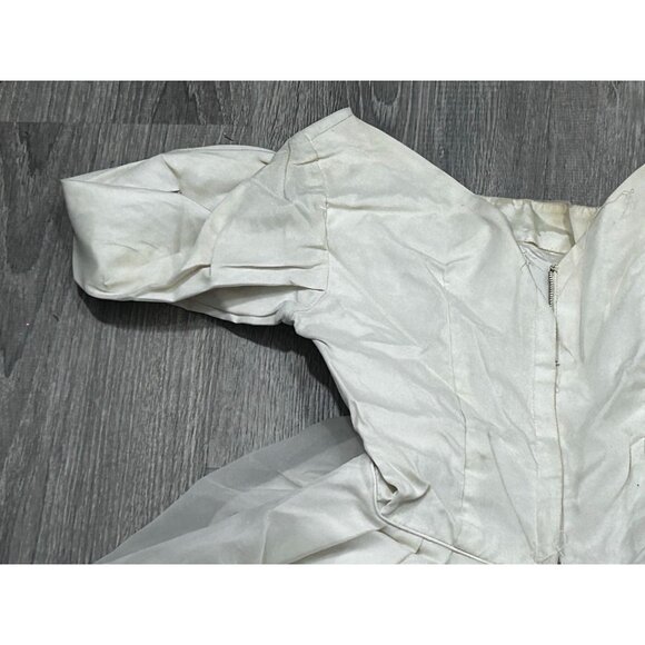 Vintage Gorgeous White Cotton Organdy Victorian Styled Ball Gown/Wedding Dress - Picture 3 of 9